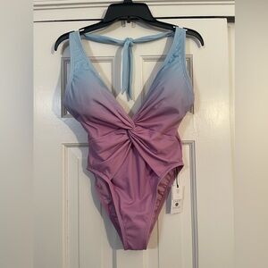 NWT Shade + Shore Women's Swimsuit Twist Front Plunge Neck Size S (4-6) Ombre